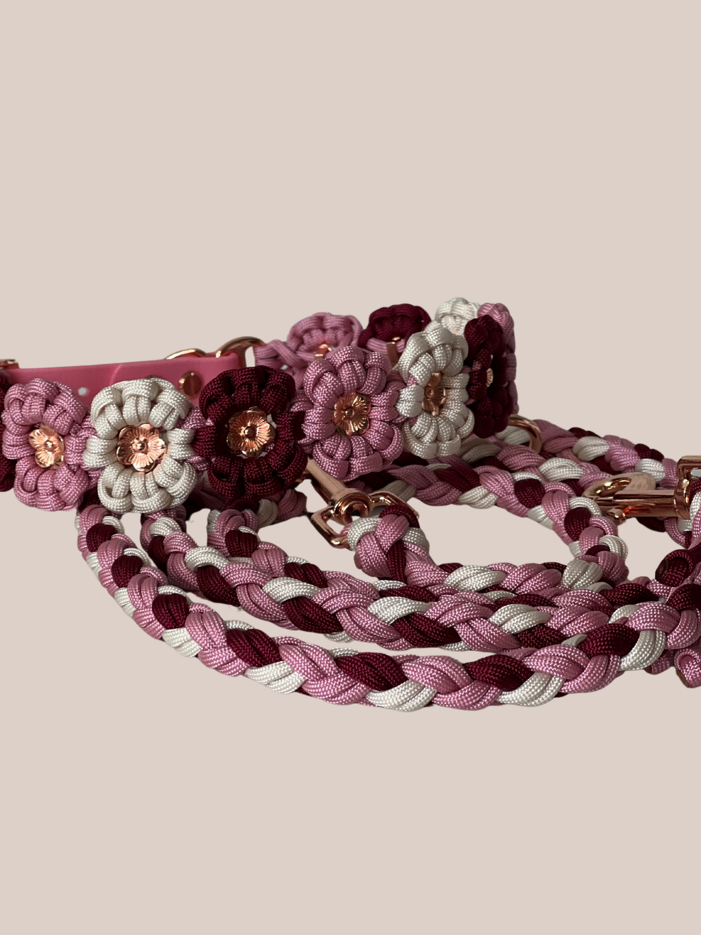 Individuell erstellbar | Halsband Flower | mittelgroße und große Hunde