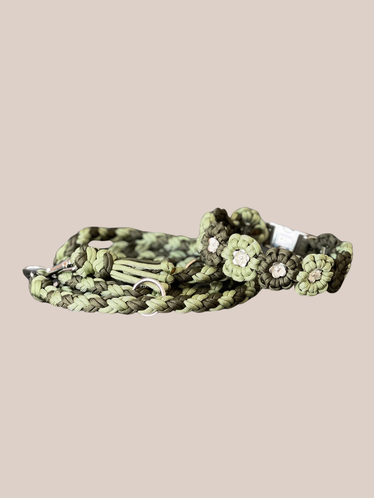 Individuell erstellbar | Halsband Flower | mittelgroße und große Hunde